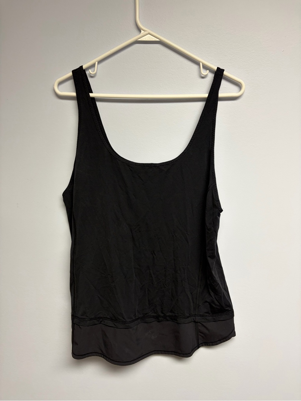 Lululemon Black Women's Scoop Neck Tank Top